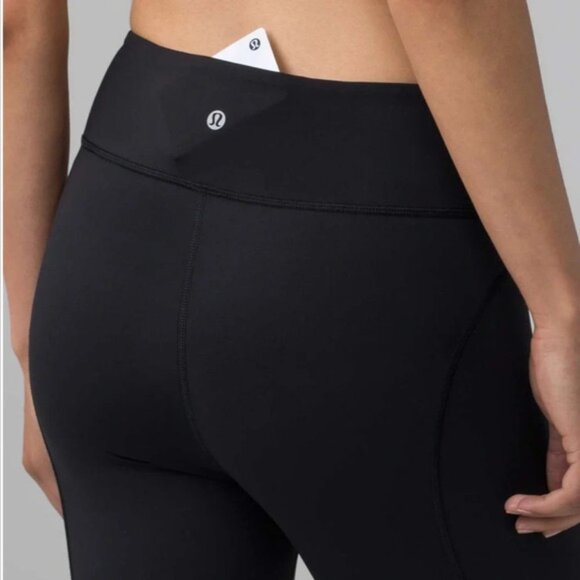 Lululemon Twist  & Train Crop, size 6 - Picture 6 of 13